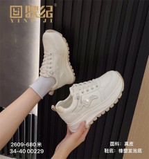 2609-680米色    时尚休闲真皮轻质阿甘女单鞋