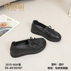 2575-908黑色    舒适休闲品质女单鞋